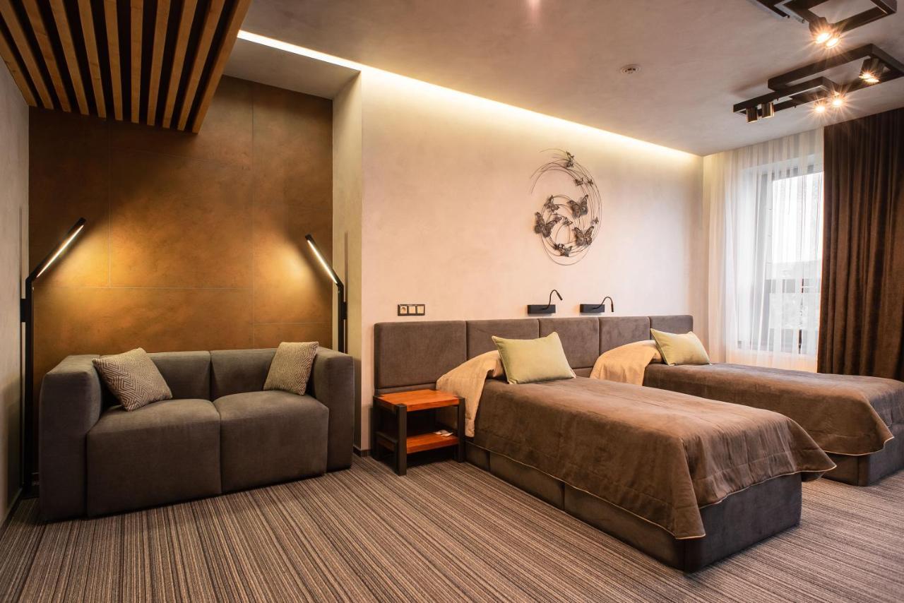 Mojo Boutique Hotel Lutsk Exterior photo